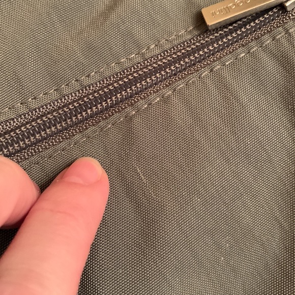 Baggallini gray woven nylon cross body shoulder bag purse zip top large VGUC - Picture 12 of 13